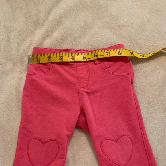 Two Pairs of Pants Oshkosh B'Gosh 9 Month - Old Navy 6- 12 Month - Picture 10 of 15